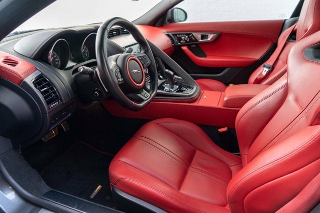 2017 Jaguar F-TYPE R