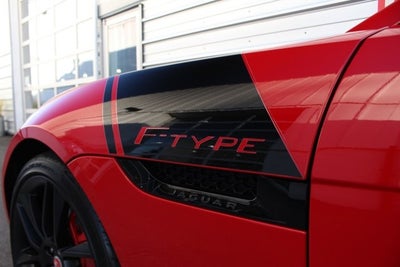 2016 Jaguar F-TYPE R