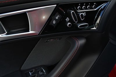 2016 Jaguar F-TYPE R