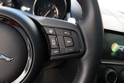 2016 Jaguar F-TYPE R