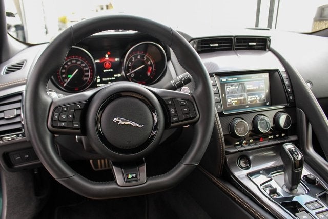 2016 Jaguar F-TYPE R