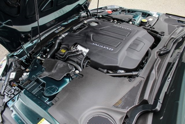 2016 Jaguar F-TYPE R