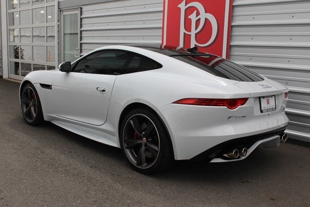 2017 Jaguar F-TYPE R