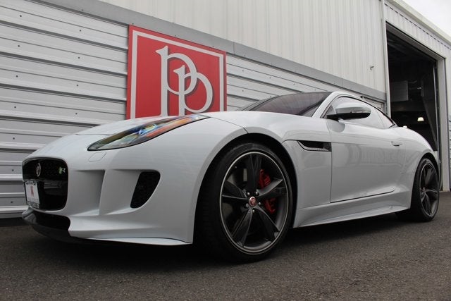 2017 Jaguar F-TYPE R