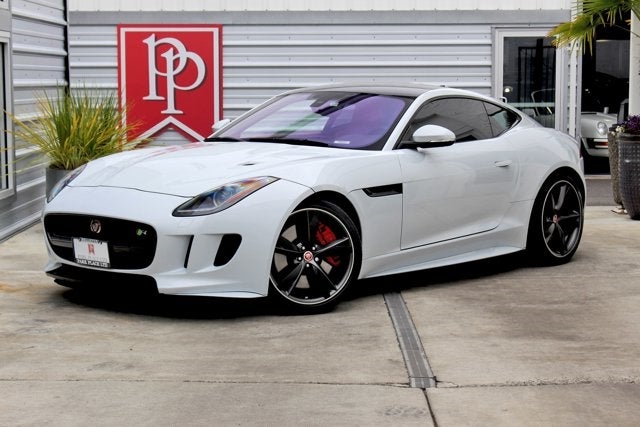 2017 Jaguar F-TYPE R