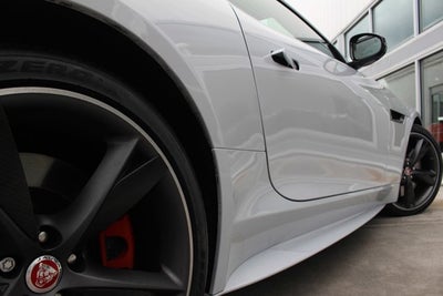 2017 Jaguar F-TYPE R