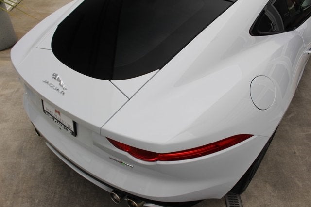 2017 Jaguar F-TYPE R