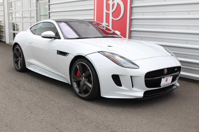 2017 Jaguar F-TYPE R