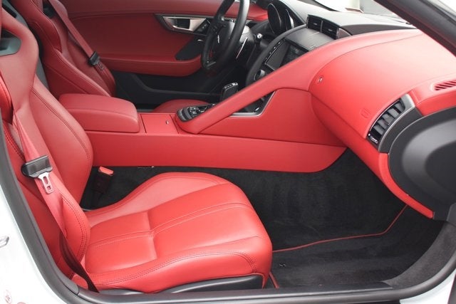2017 Jaguar F-TYPE R