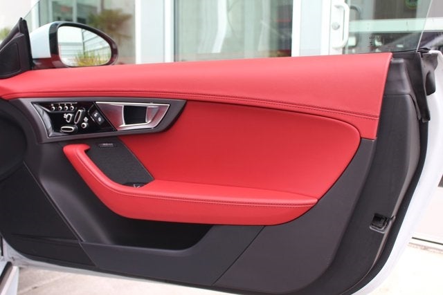 2017 Jaguar F-TYPE R