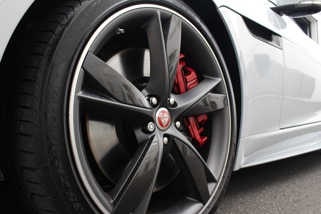 2017 Jaguar F-TYPE R