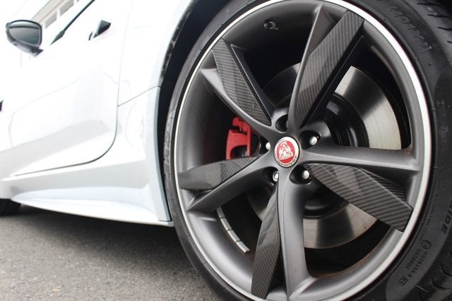 2017 Jaguar F-TYPE R