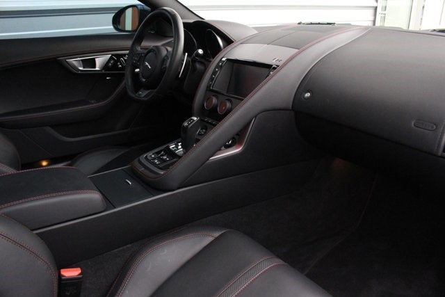2017 Jaguar F-TYPE R