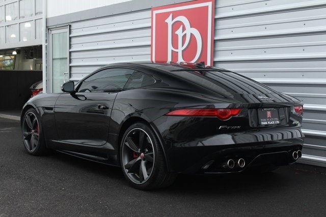 2017 Jaguar F-TYPE R