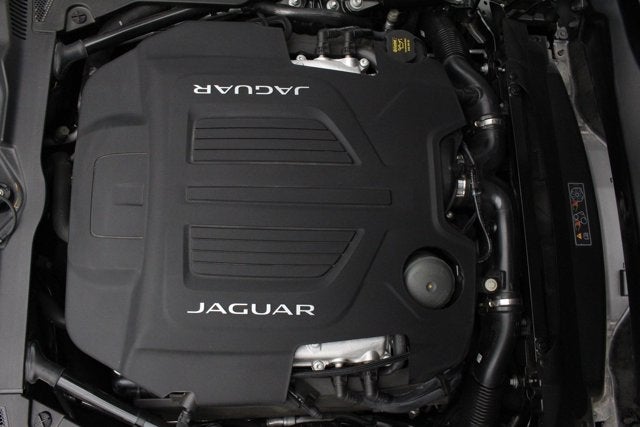 2017 Jaguar F-TYPE R