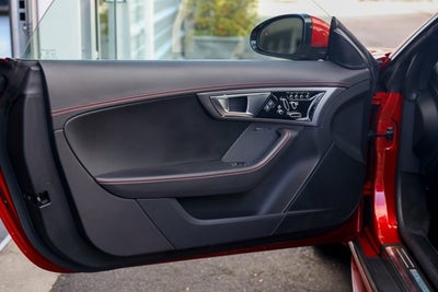 2016 Jaguar F-TYPE R