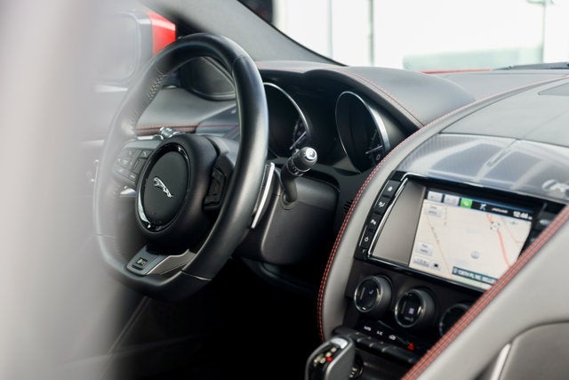 2016 Jaguar F-TYPE R