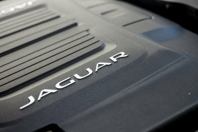 2016 Jaguar F-TYPE R