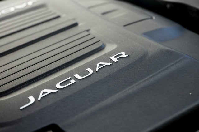 2016 Jaguar F-TYPE R