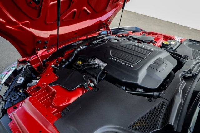 2016 Jaguar F-TYPE R