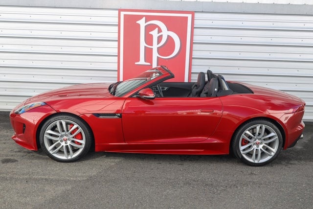 2016 Jaguar F-TYPE R