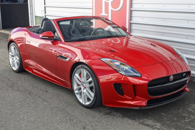 2016 Jaguar F-TYPE R