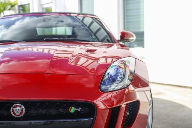2016 Jaguar F-TYPE R
