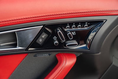 2016 Jaguar F-TYPE R