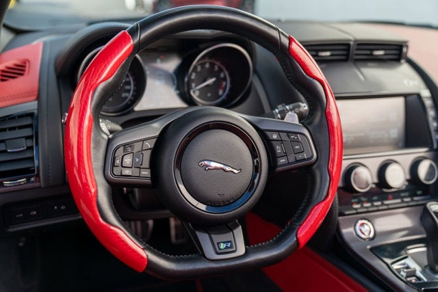 2016 Jaguar F-TYPE R