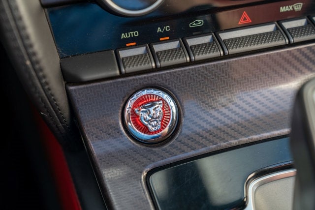2016 Jaguar F-TYPE R