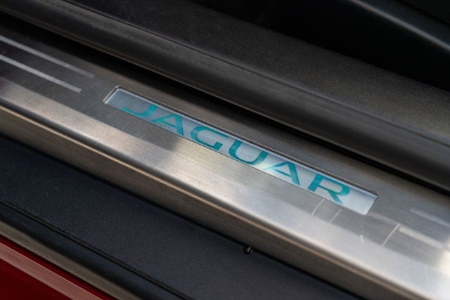 2016 Jaguar F-TYPE R