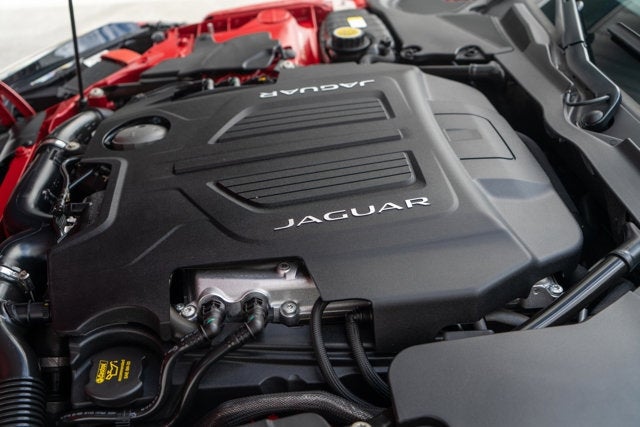 2016 Jaguar F-TYPE R