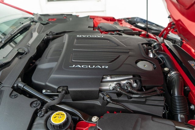 2016 Jaguar F-TYPE R