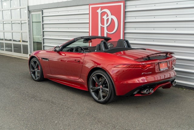2016 Jaguar F-TYPE R