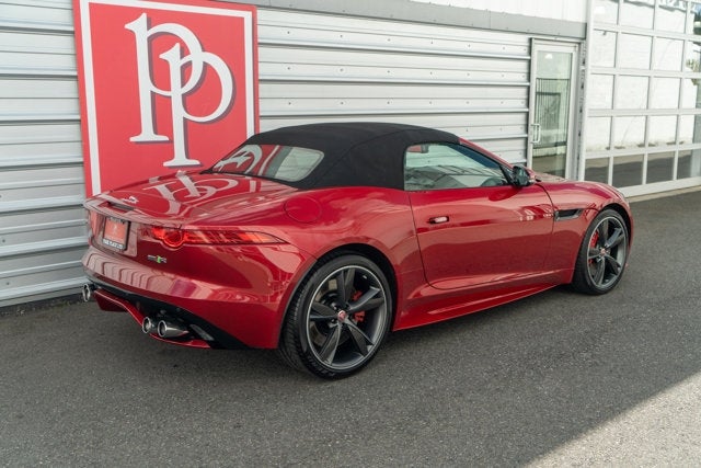 2016 Jaguar F-TYPE R