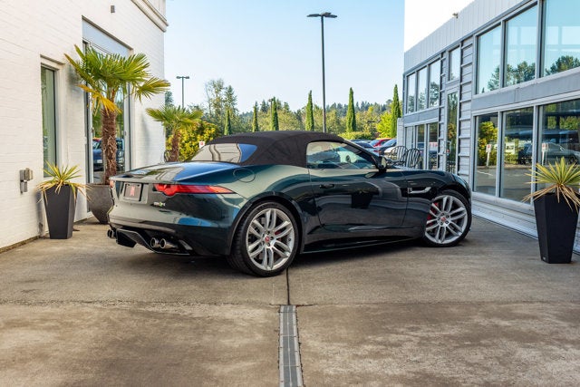 2016 Jaguar F-TYPE R