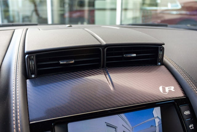 2016 Jaguar F-TYPE R