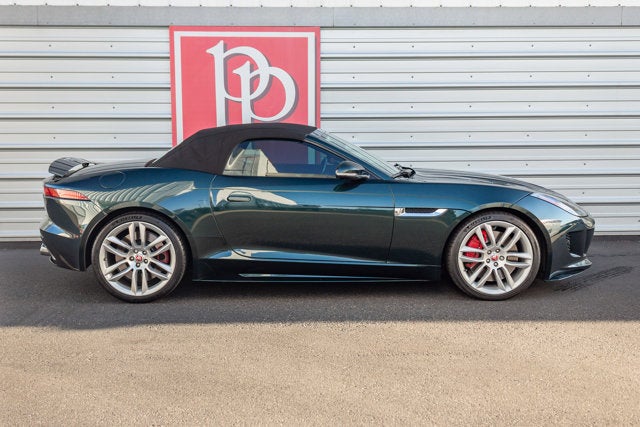 2016 Jaguar F-TYPE R