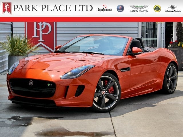 2016 Jaguar F-TYPE R
