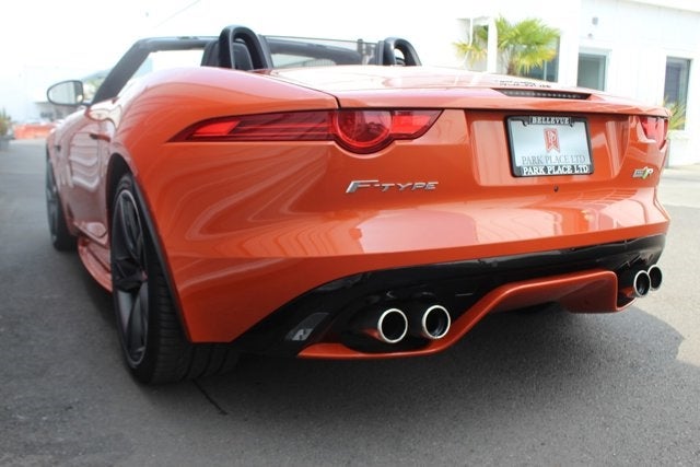 2016 Jaguar F-TYPE R