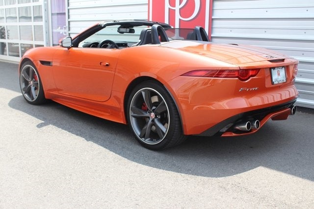 2016 Jaguar F-TYPE R