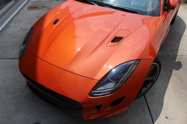 2016 Jaguar F-TYPE R