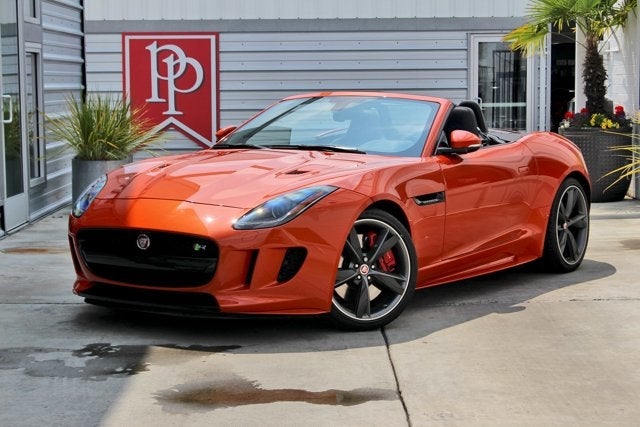 2016 Jaguar F-TYPE R