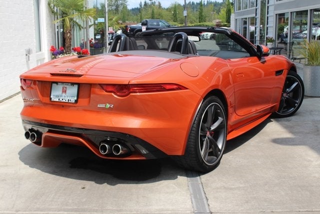 2016 Jaguar F-TYPE R