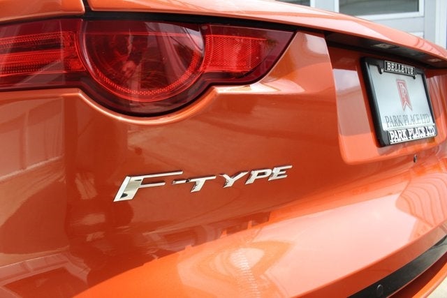 2016 Jaguar F-TYPE R