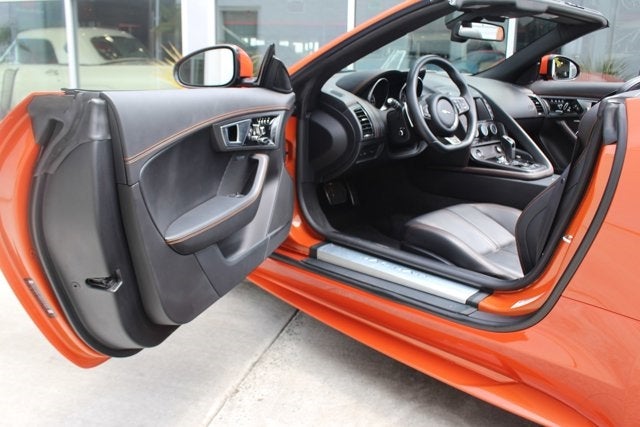 2016 Jaguar F-TYPE R