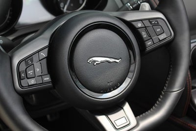 2016 Jaguar F-TYPE R