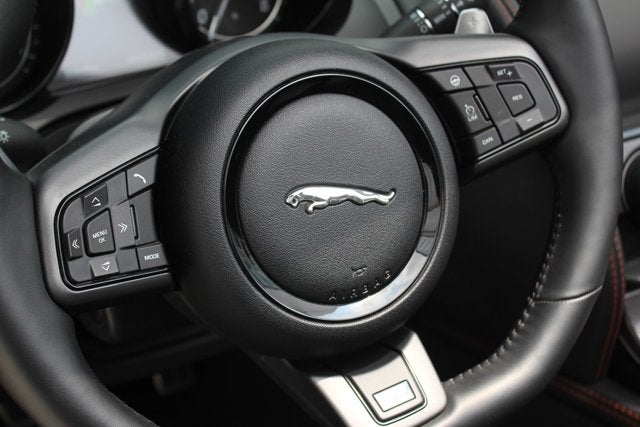 2016 Jaguar F-TYPE R