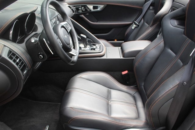 2016 Jaguar F-TYPE R