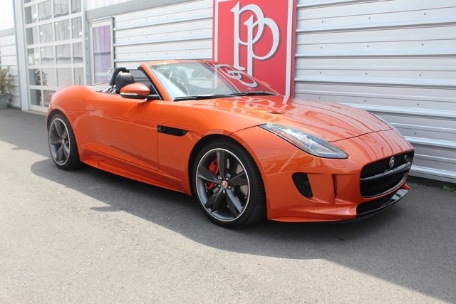 2016 Jaguar F-TYPE R